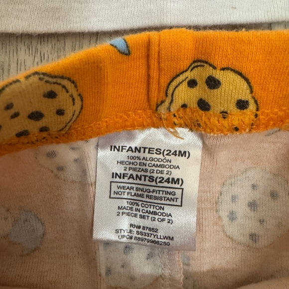 Sesame Street Halloween Pajama Set - Orange and White - Picture 5 of 7